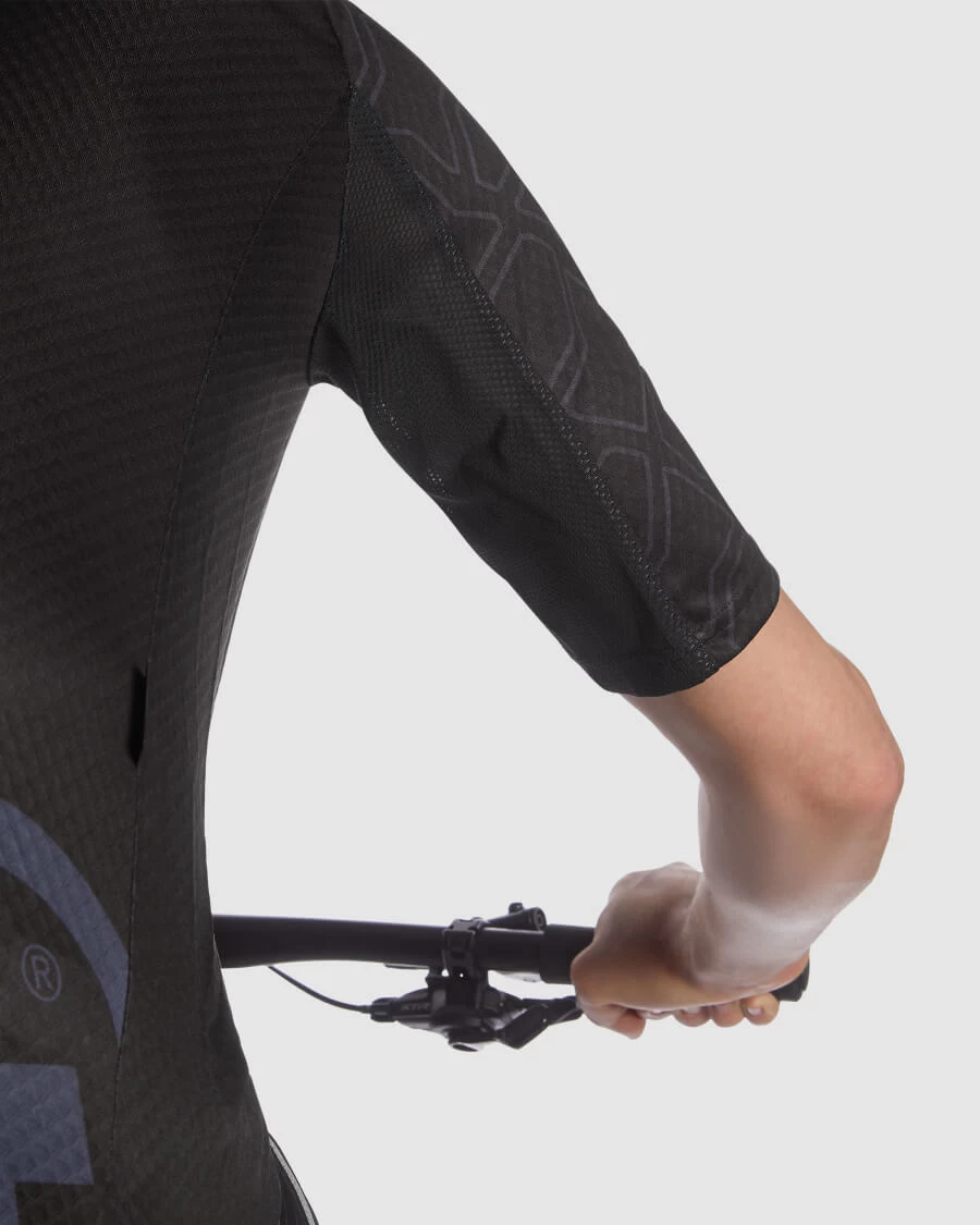 Assos Black Trail SS Men's Jersey 11 Assos Black Trail SS Men's Jersey - Image 9