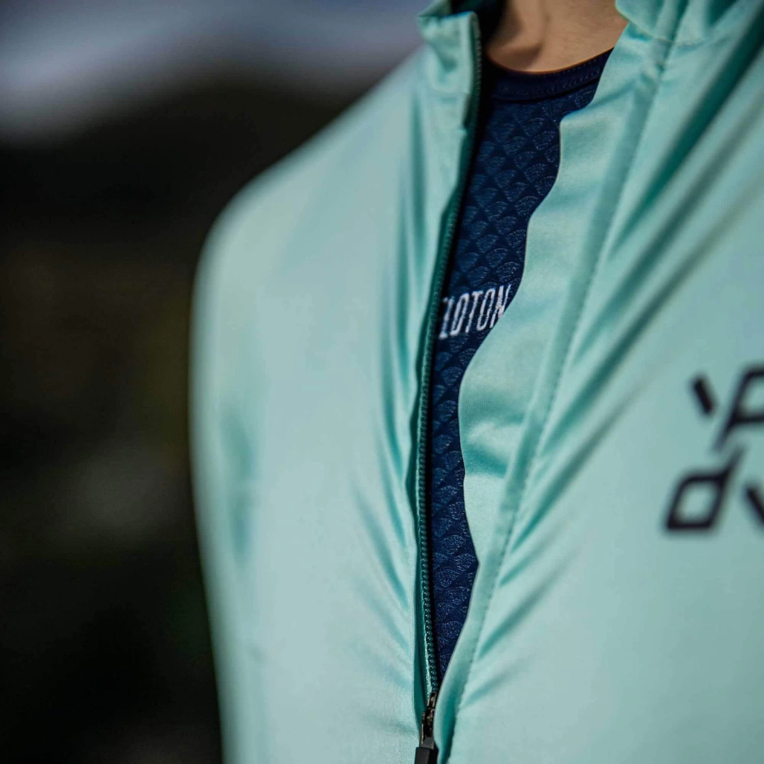 Celeste Recon Men's Jersey 5 Celeste Recon Men's Jersey - Image 3