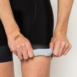 Black Domestique Women's Bib -Pro Fit Shop PelotonDeParis Domestique Black Women CyclingBib Detail VeloVeloSingapore