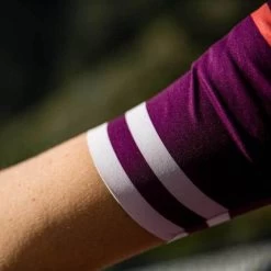 Deep Purple Laser Domestique Women's Jersey -Pro Fit Shop PelotonDeParis Laser DeepPurple Domestique Women CyclingJersey Detail1 VeloVeloSingapore