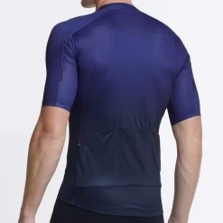 Night Halftone Ultralight Men's Jersey 10 Night Halftone Ultralight Men's Jersey -Pro Fit Shop mens halftone jersey night back detail 2000x 27581c5a 3843 4c0f 8d28 6a0c2116ece3